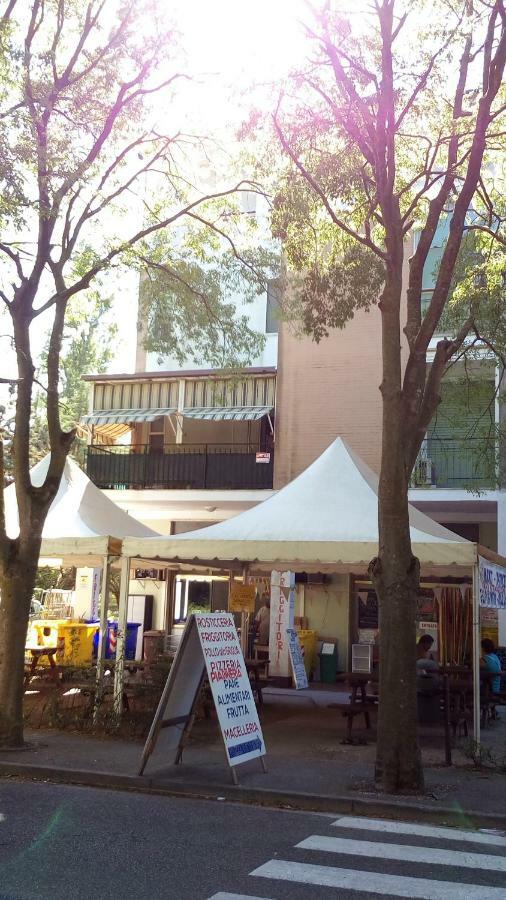 Mare Pineta Apartment ลิโด ดิ โวลาโน ภายนอก รูปภาพ